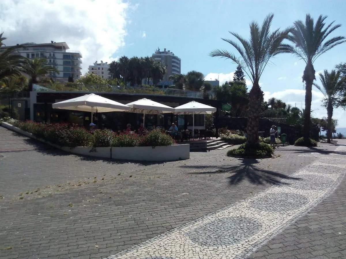 Sea Balcony Apartment Funchal