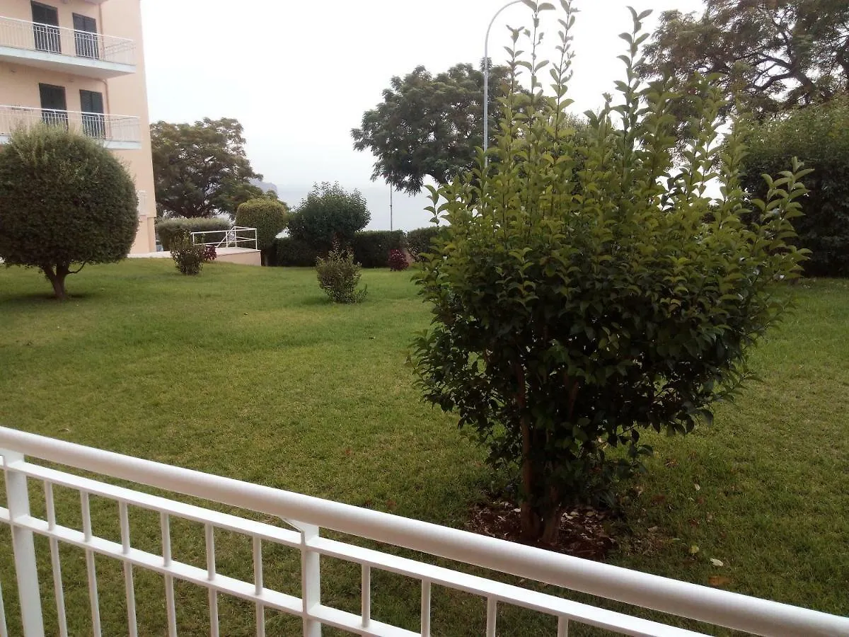 Sea Balcony Apartment Funchal